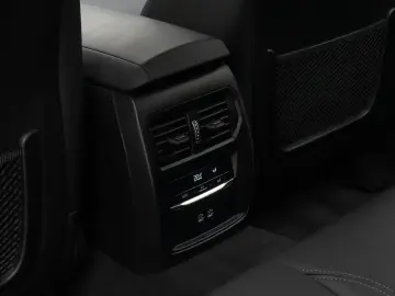 BMW i4 eD40 GC Kamera Widscreen Leder Sportsitz DAB