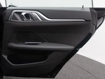 BMW i4 eD40 GC Kamera Widscreen Leder Sportsitz DAB