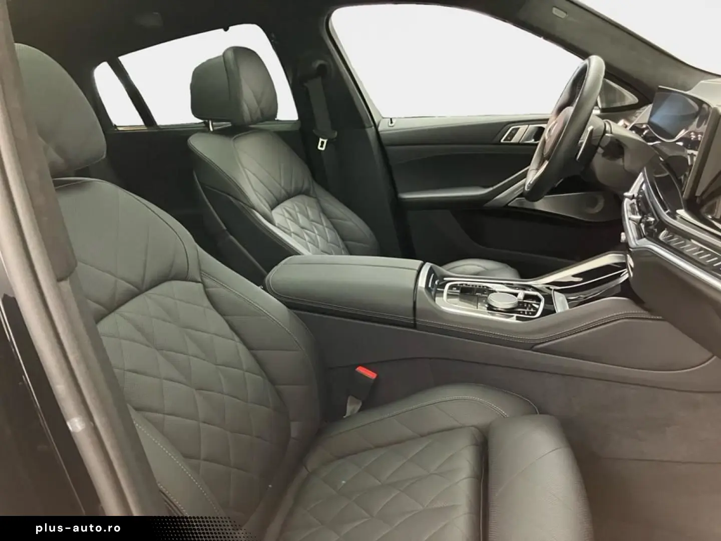 BMW X6 M60i xDrive AHK Pano Innovation B&W Standhzg.
