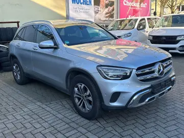 MERCEDES-BENZ GLC 220 4Matic STHZ SHZ NAVI KAMERA DISTR
