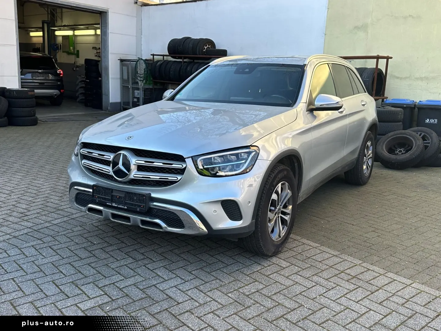 MERCEDES-BENZ GLC 220 4Matic STHZ SHZ NAVI KAMERA DISTR