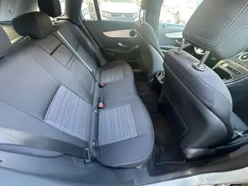 MERCEDES-BENZ GLC 220 4Matic STHZ SHZ NAVI KAMERA DISTR