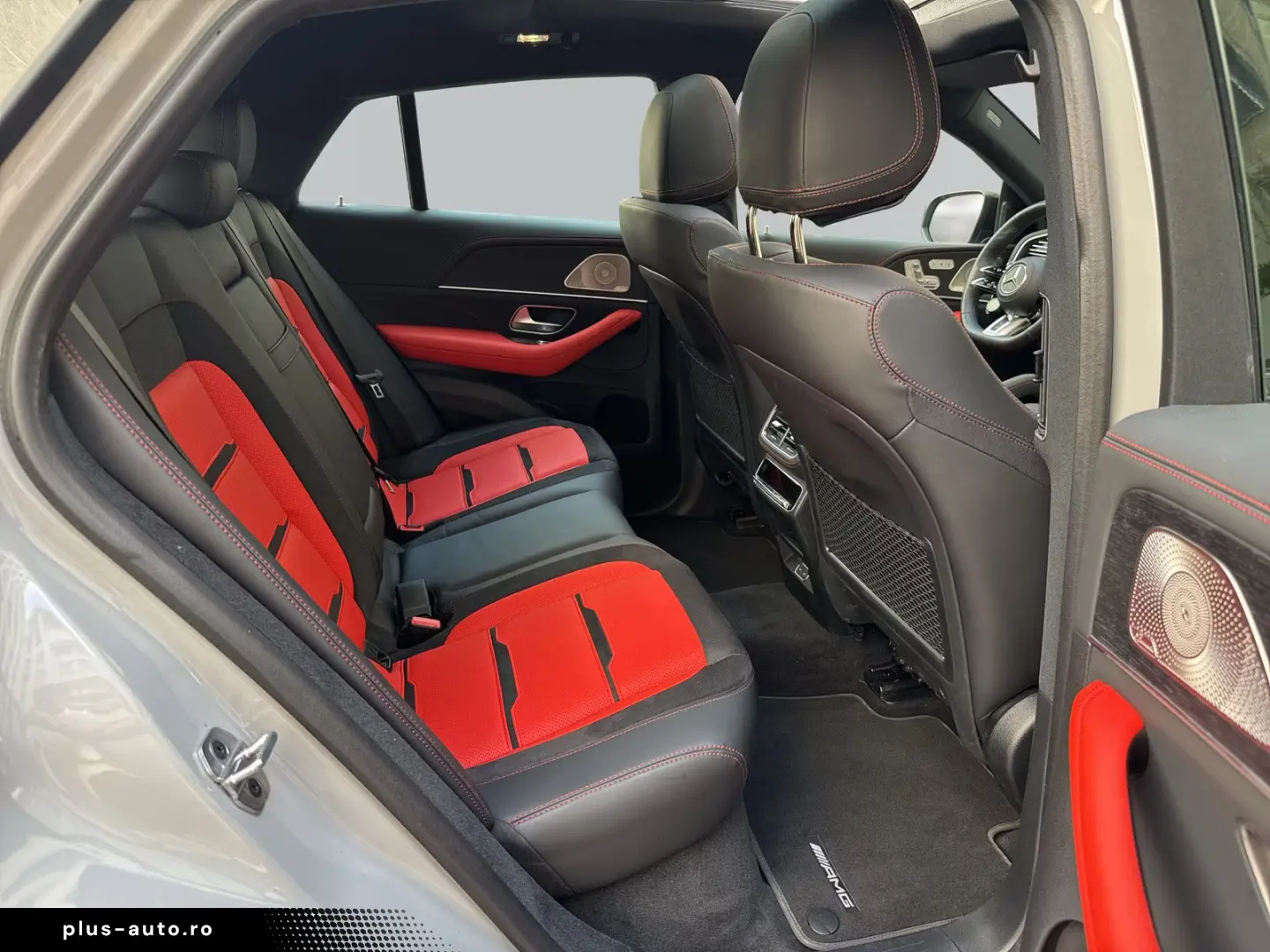 Mercedes-Benz GLE 63 AMG GLE 63 S AMG Coupe  Massage