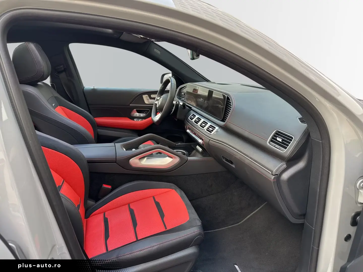 Mercedes-Benz GLE 63 AMG GLE 63 S AMG Coupe  Massage
