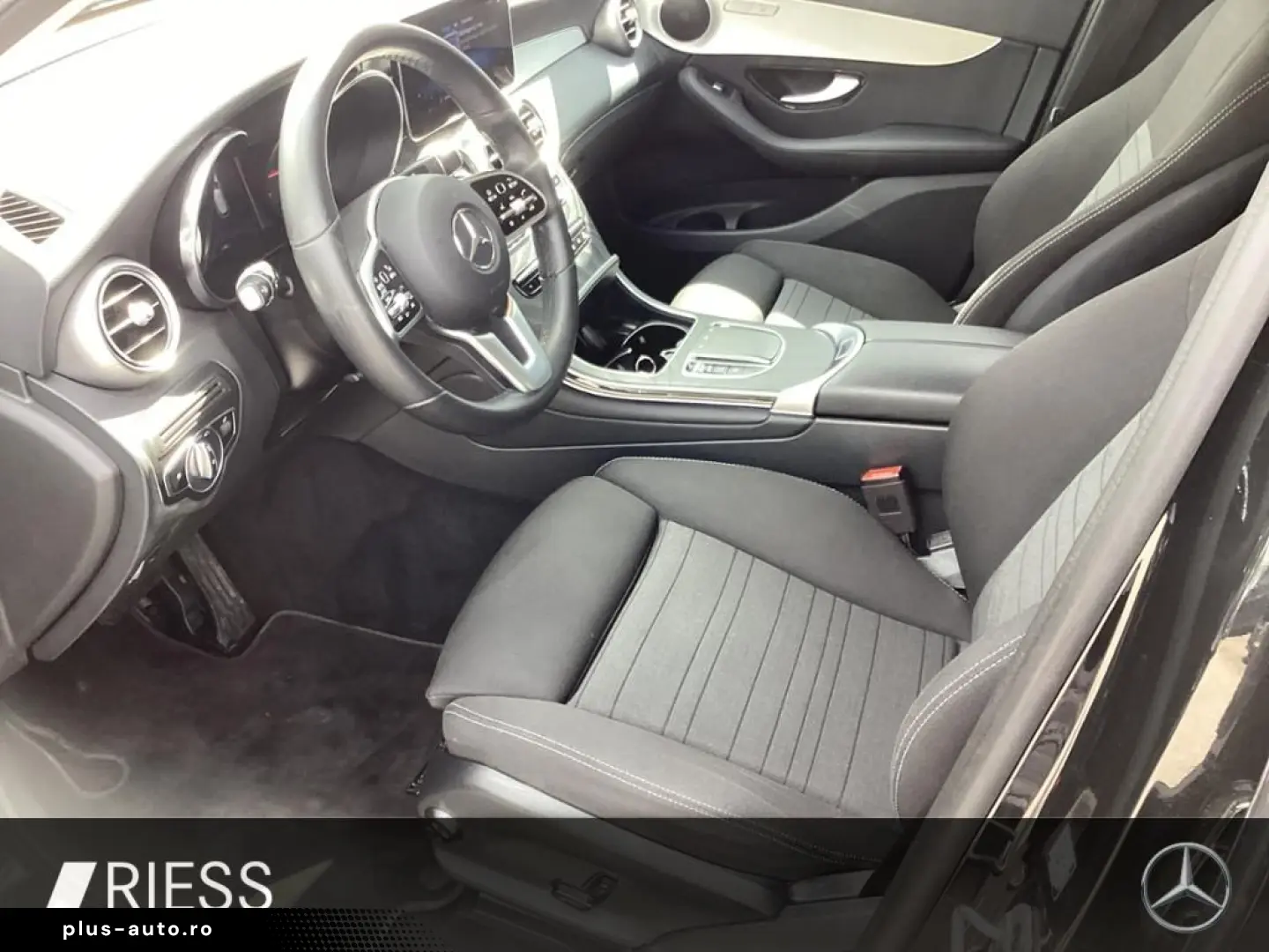 MERCEDES-BENZ GLC 300 de 4M Fahrass.P AHK Ambiente Kam PTS