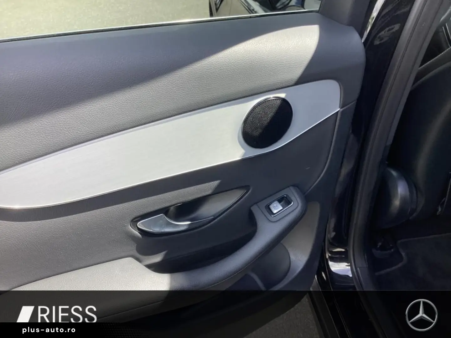 MERCEDES-BENZ GLC 300 de 4M Fahrass.P AHK Ambiente Kam PTS