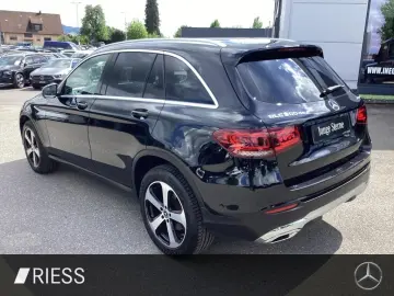 MERCEDES-BENZ GLC 300 de 4M Fahrass.P AHK Ambiente Kam PTS