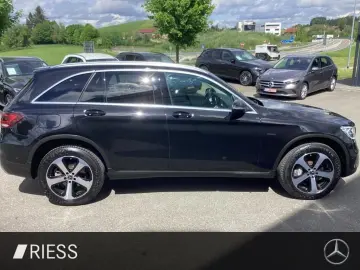 MERCEDES-BENZ GLC 300 de 4M Fahrass.P AHK Ambiente Kam PTS
