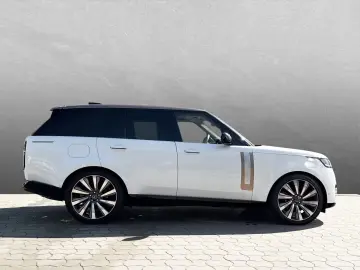 Land Rover Range Rover P615 SV Serenity