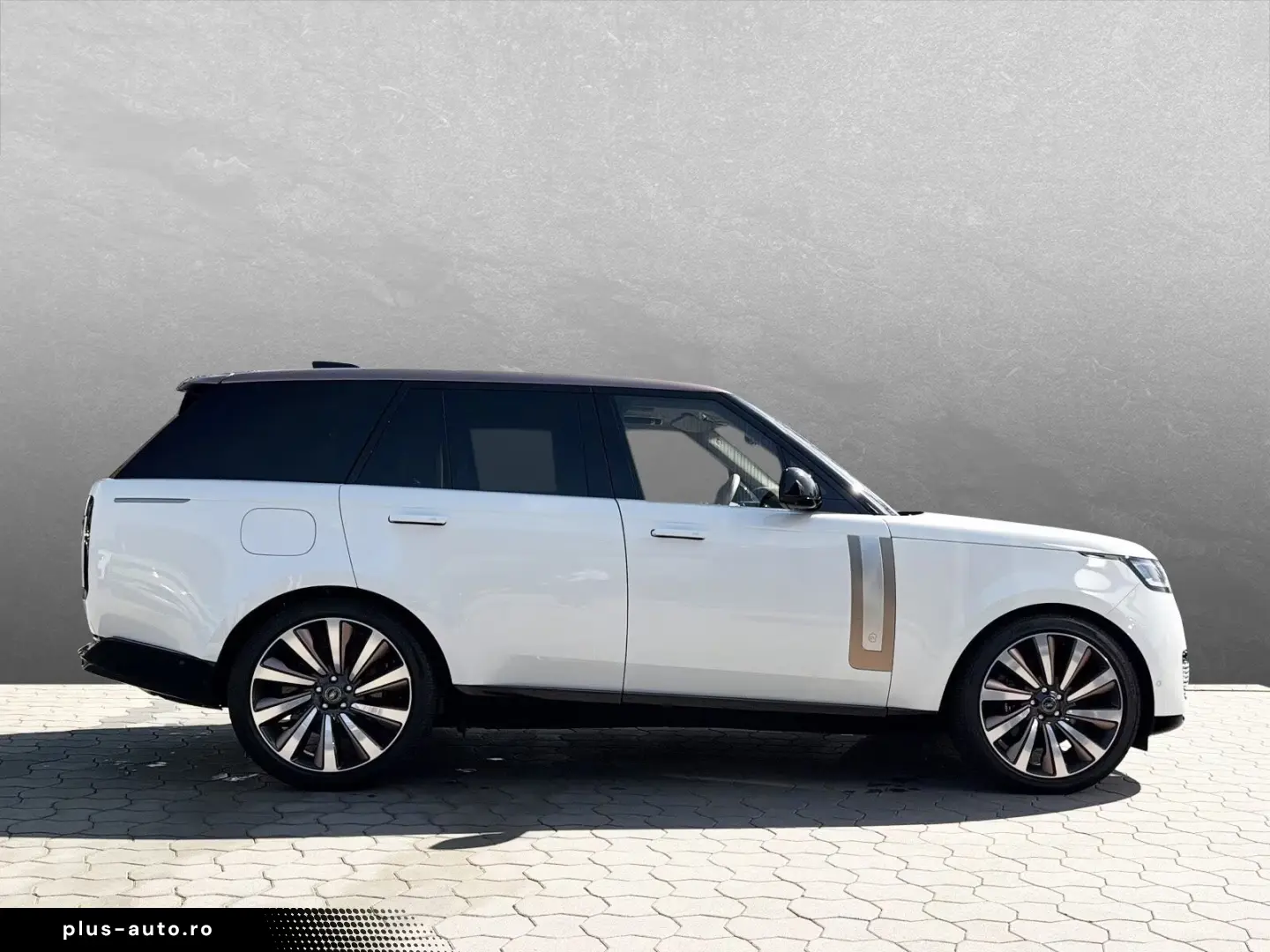 Land Rover Range Rover P615 SV Serenity