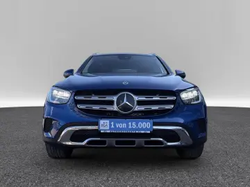 MERCEDES-BENZ GLC 220 d 4Matic LED High Perf  SHZ  NAVI  DAB