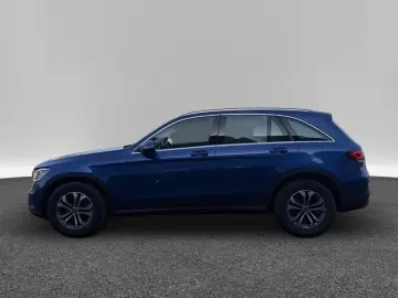 MERCEDES-BENZ GLC 220 d 4Matic LED High Perf  SHZ  NAVI  DAB