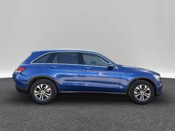 MERCEDES-BENZ GLC 220 d 4Matic LED High Perf  SHZ  NAVI  DAB