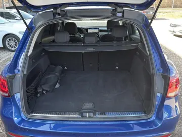 MERCEDES-BENZ GLC 220 d 4Matic LED High Perf  SHZ  NAVI  DAB