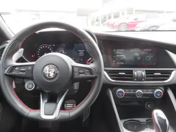 ALFA ROMEO Giulia Competizione Q4 280PS