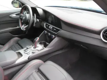 ALFA ROMEO Giulia Competizione Q4 280PS