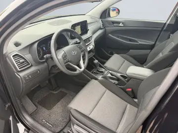 HYUNDAI Tucson 1.6 2WD Advantage