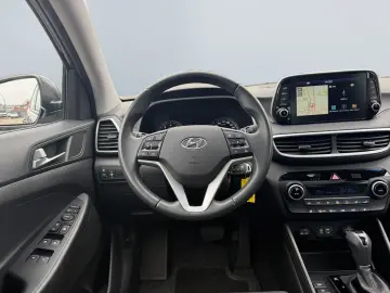 HYUNDAI Tucson 1.6 2WD Advantage