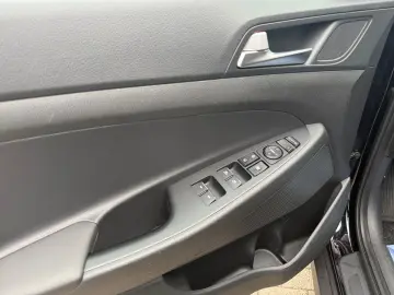 HYUNDAI Tucson 1.6 2WD Advantage