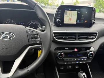 HYUNDAI Tucson 1.6 2WD Advantage