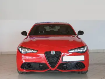 Alfa Romeo Giulia Competizione Q4 280 CP
