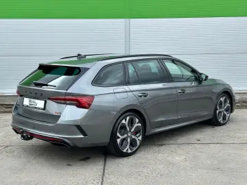 SKODA RS 265PS DSG NAVI DCC PADACH KAMERA eHK LM19 AHK