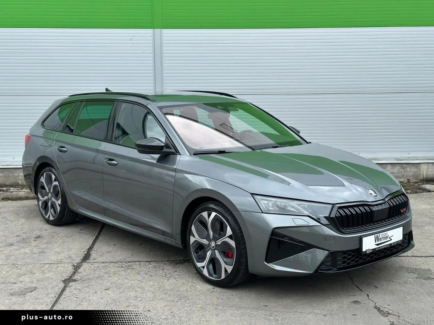 SKODA RS 265PS DSG NAVI DCC PADACH KAMERA eHK LM19 AHK