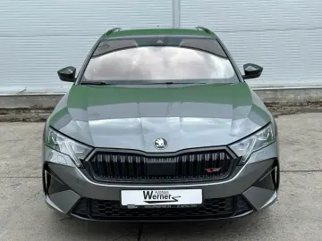 SKODA RS 265PS DSG NAVI DCC PADACH KAMERA eHK LM19 AHK