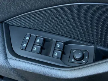 SKODA RS 265PS DSG NAVI DCC PADACH KAMERA eHK LM19 AHK