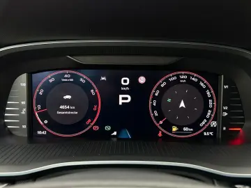 SKODA RS 265PS DSG NAVI DCC PADACH KAMERA eHK LM19 AHK