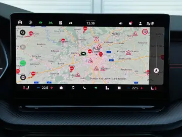 SKODA RS 265PS DSG NAVI DCC PADACH KAMERA eHK LM19 AHK