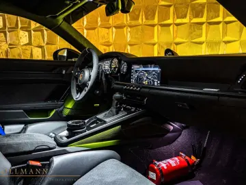 PORSCHE 911 GT3 RS WEISSACH CARBON CERAMIC BRAKE BOSE