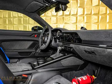 PORSCHE 911 GT3 RS WEISSACH CARBON CERAMIC BRAKE BOSE