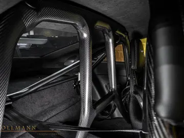 PORSCHE 911 GT3 RS WEISSACH CARBON CERAMIC BRAKE BOSE