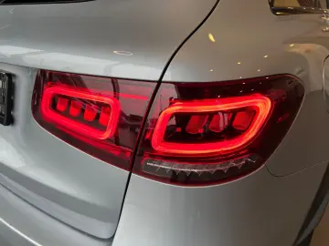 MERCEDES-BENZ GLC 220 d 4Matic AMG-Line LED-Navi-Night