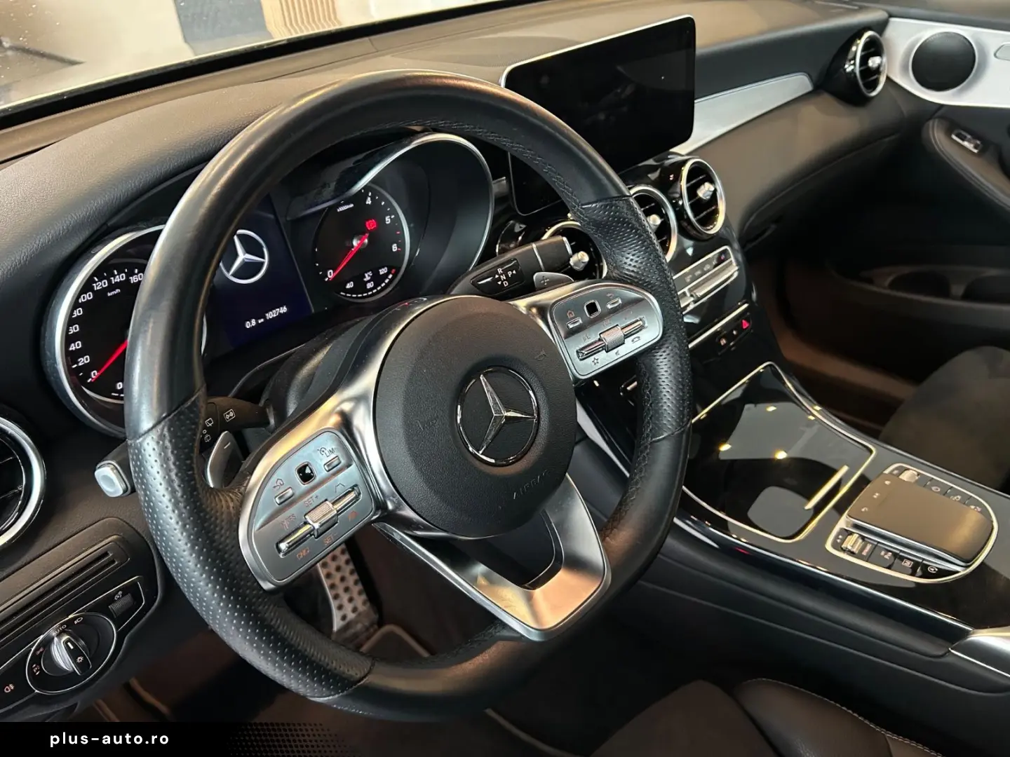 MERCEDES-BENZ GLC 220 d 4Matic AMG-Line LED-Navi-Night