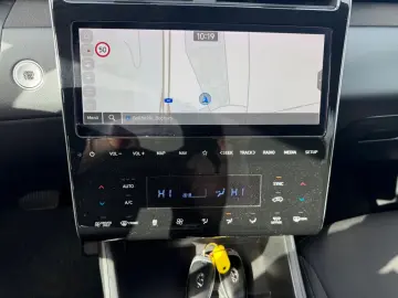 HYUNDAI Tucson Select Hybrid 2WD