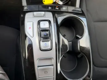 HYUNDAI Tucson Select Hybrid 2WD