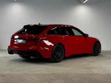 AUDI RS6 -S  ABT 700 HP