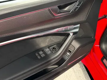 AUDI RS6 -S  ABT 700 HP