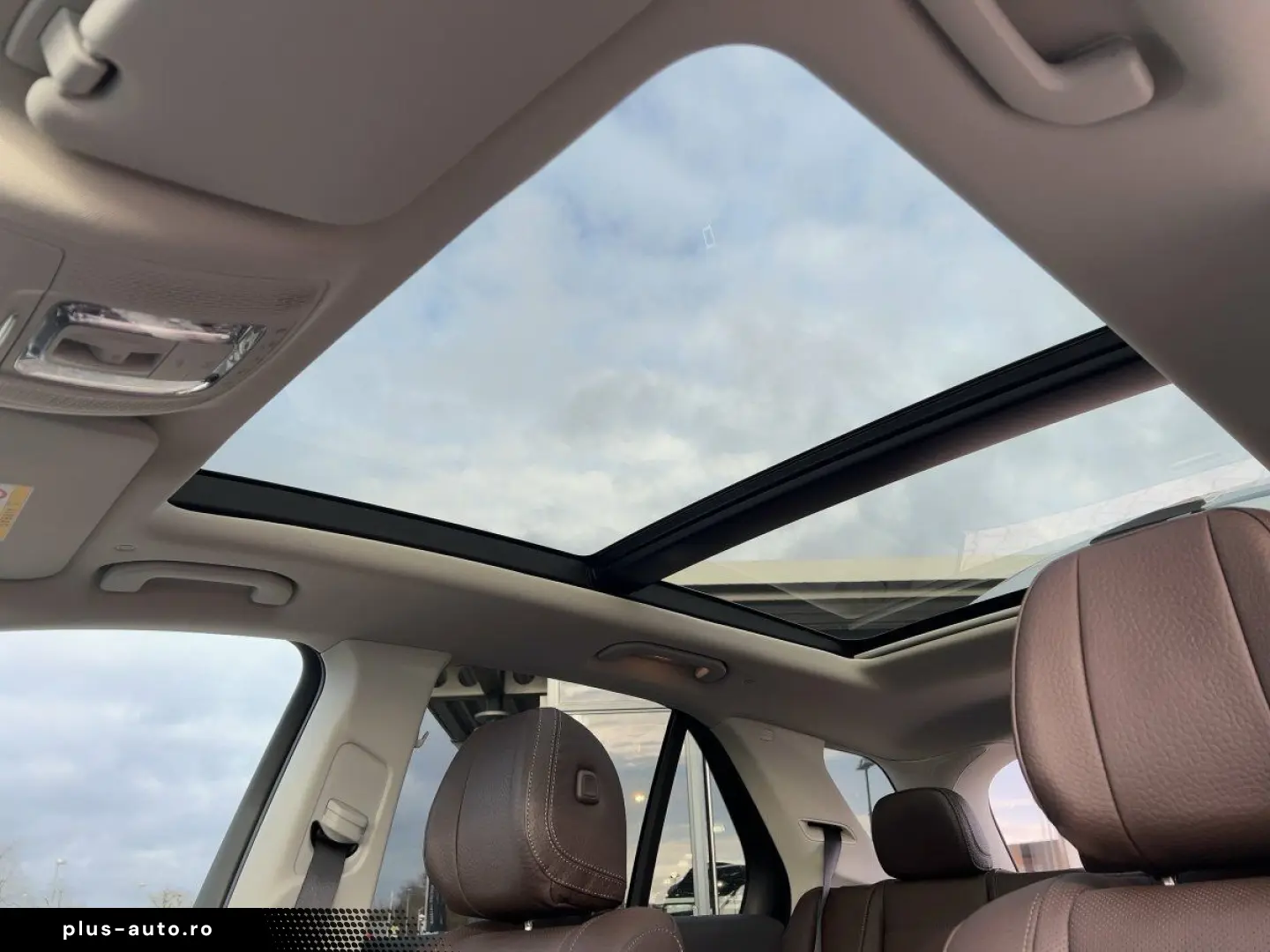 MERCEDES-BENZ GLE 350 d Pano Stand Sitzklima Airm AHK Burm