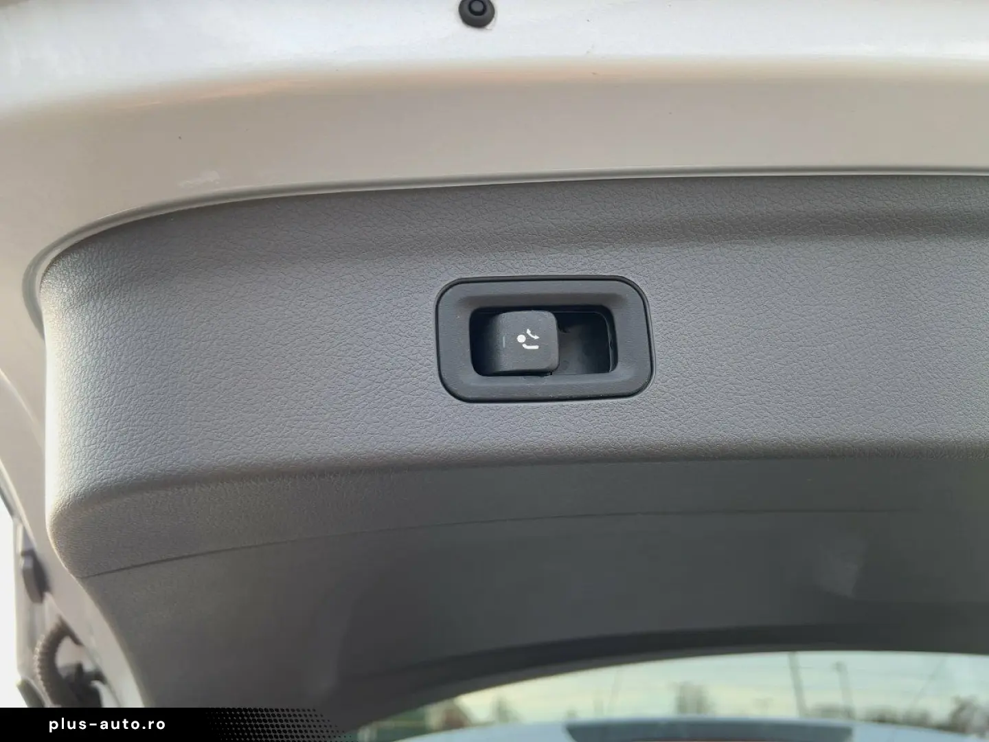 MERCEDES-BENZ GLE 350 d Pano Stand Sitzklima Airm AHK Burm