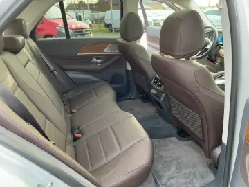 MERCEDES-BENZ GLE 350 d Pano Stand Sitzklima Airm AHK Burm