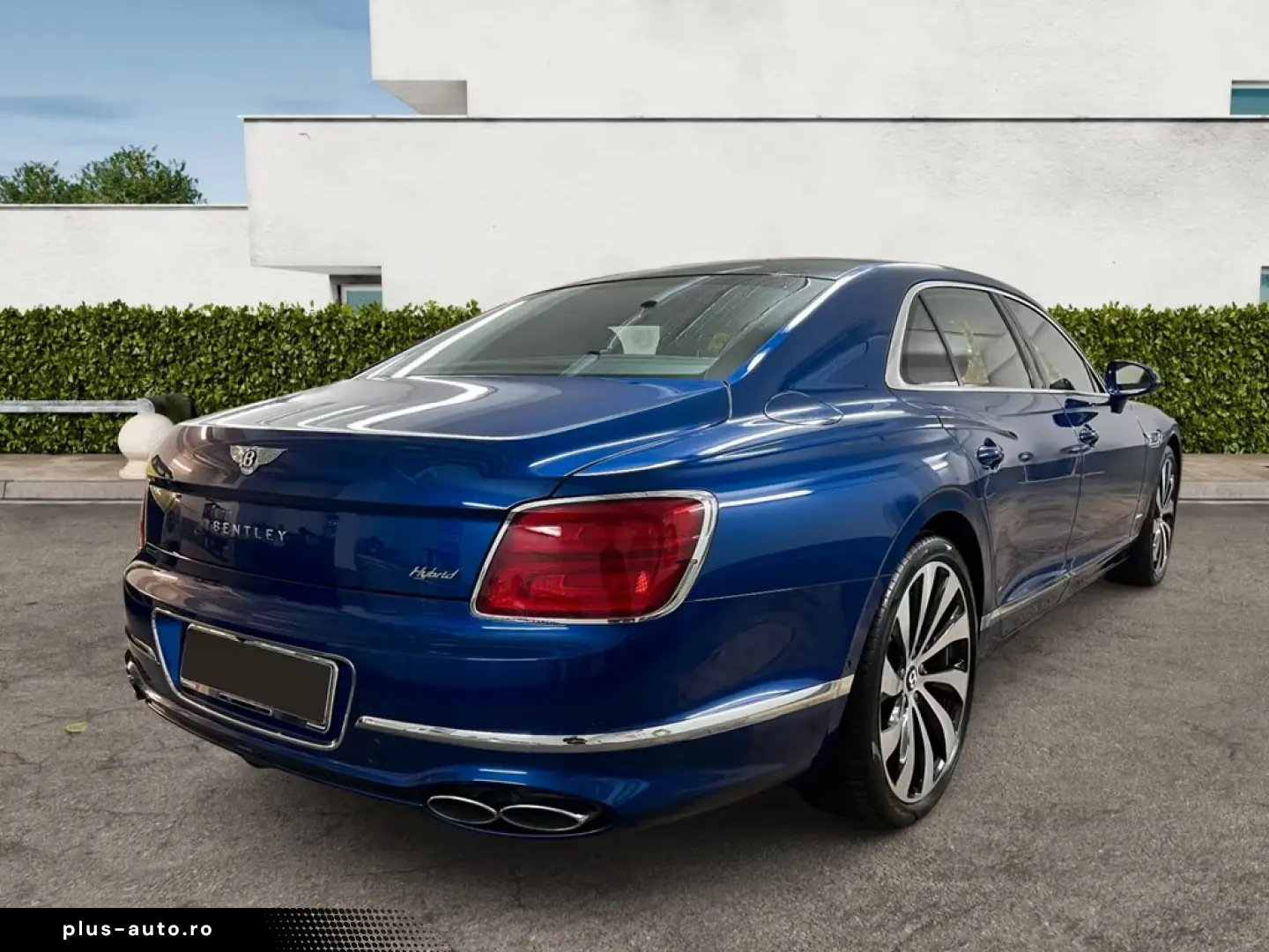 Bentley Flying Spur AZURE Hybrid Mulliner