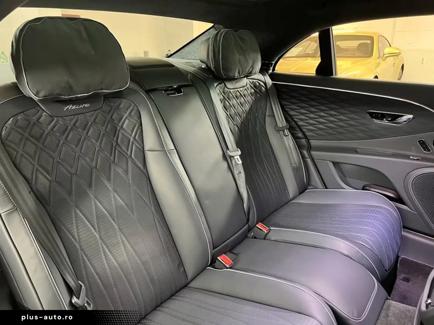 Bentley Flying Spur AZURE Hybrid Mulliner