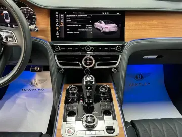 Bentley Flying Spur AZURE Hybrid Mulliner