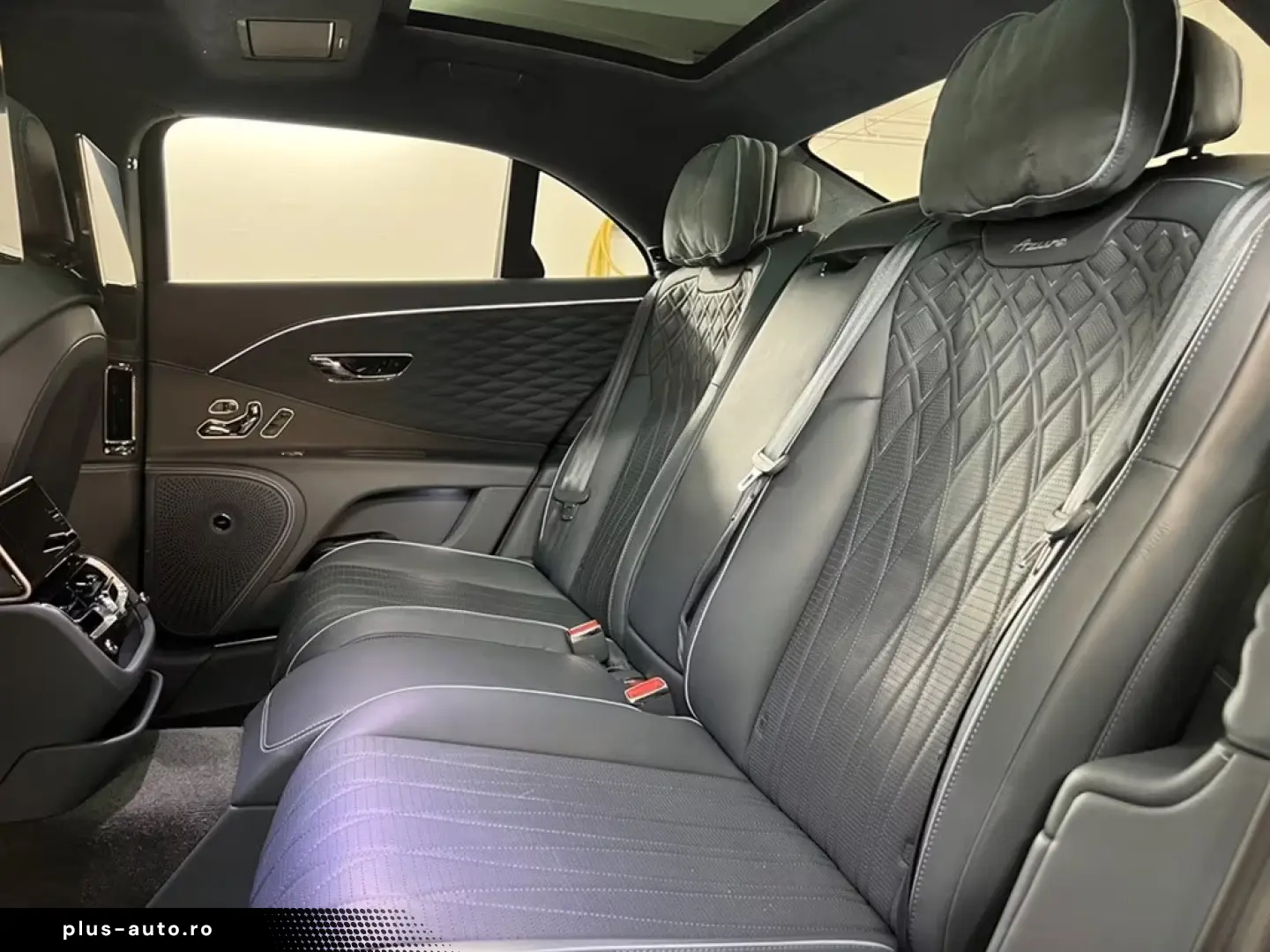 Bentley Flying Spur AZURE Hybrid Mulliner