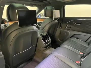Bentley Flying Spur AZURE Hybrid Mulliner