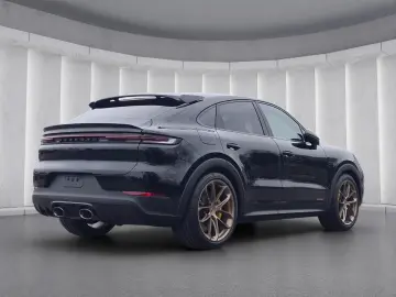 Porsche Cayenne Turbo E-Hybrid Coupé mit GT Paket