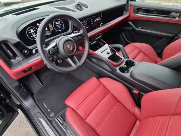 Porsche Cayenne Turbo E-Hybrid Coupé mit GT Paket